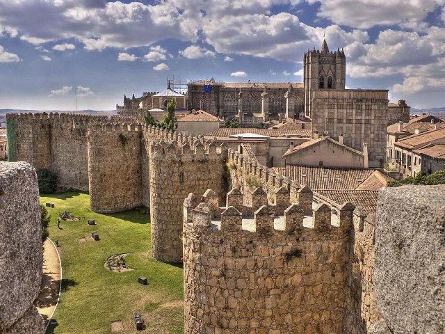 Avila MURALLA-1