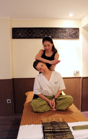 Kenika Thai Massage12-mail