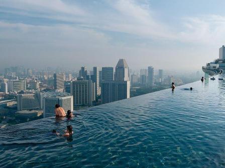 Foto-enigma:¿Donde está esta impresionante piscina?