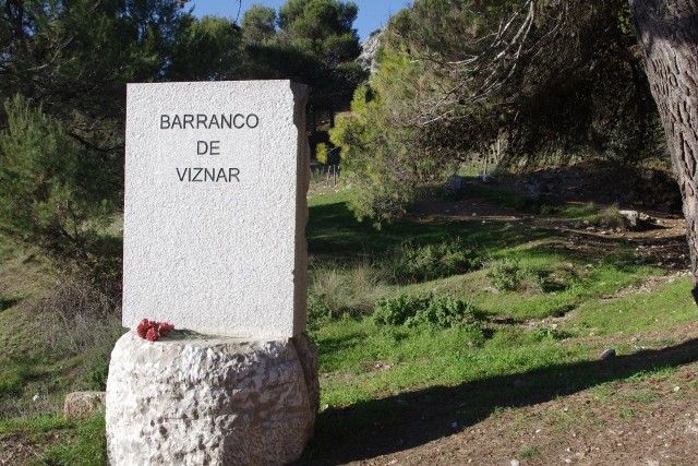 Señalización del Barranco de Viznar.