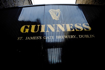 Guinness está omni presente en Dublín. Imposible huir de su influencia.